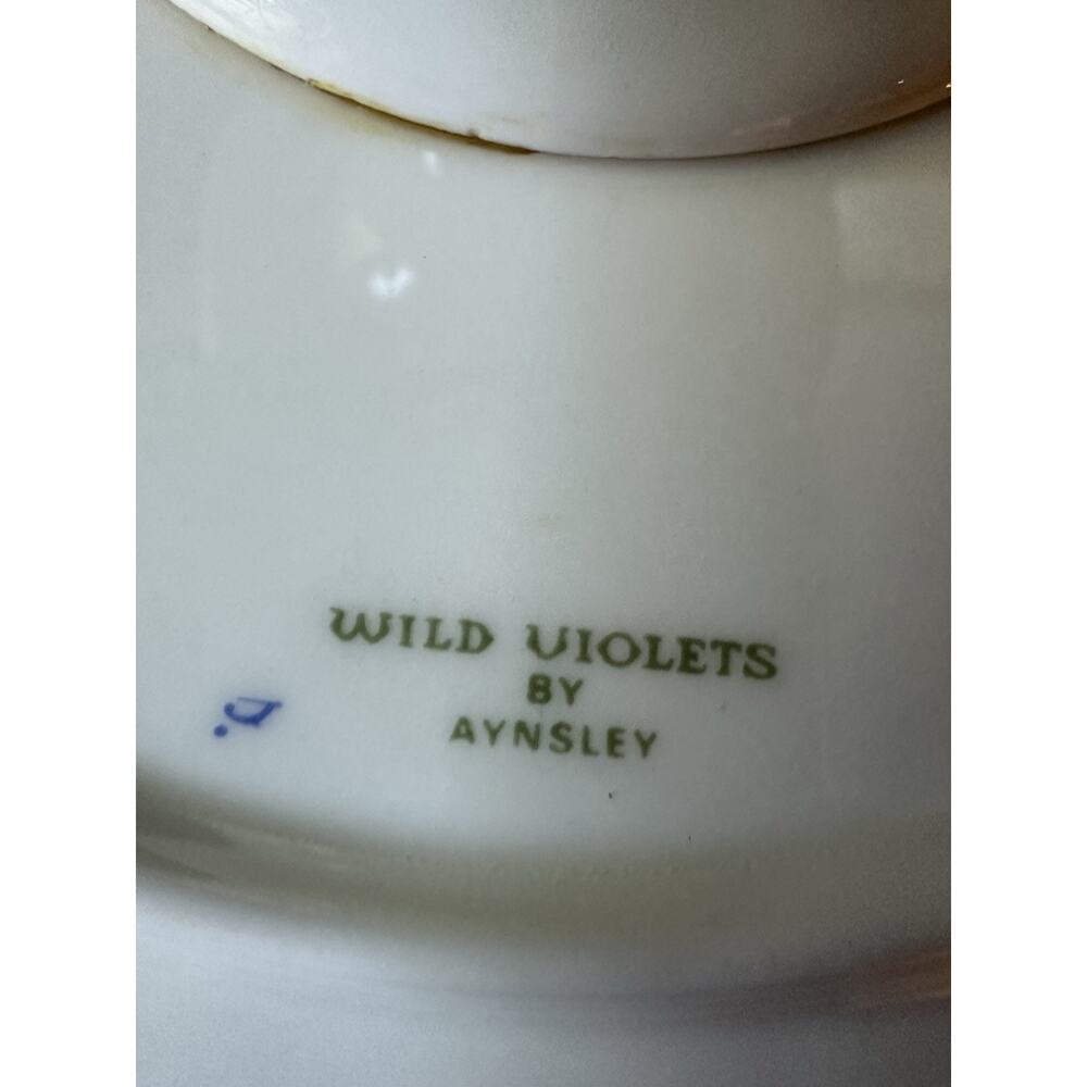 AYNSLEY Bone China England Wild Violets Footed Floral Butterfly Cake Plate 10in - Picture 3 of 4